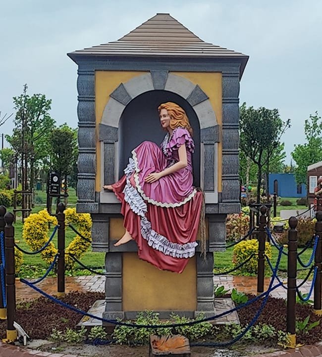 Fairy tale parks and movie characters