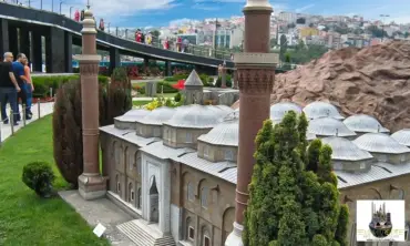 Bursa Ulu Camii minyatür maketi – MiniatureArt fotoğraf 5