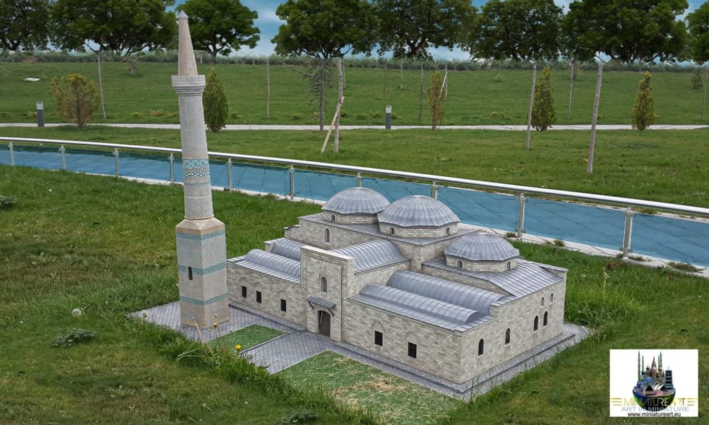 Minareli Selçuklu yapısı maketi