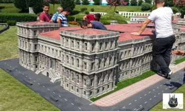 Istanbul Teknik Üniversitesi minyatür maketi – MiniatureArt fotoğraf 2