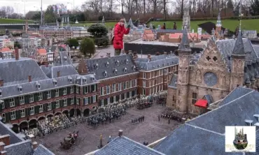 Binnenhof Maatschappelijk minyatür maketi – MiniatureArt fotoğraf 11