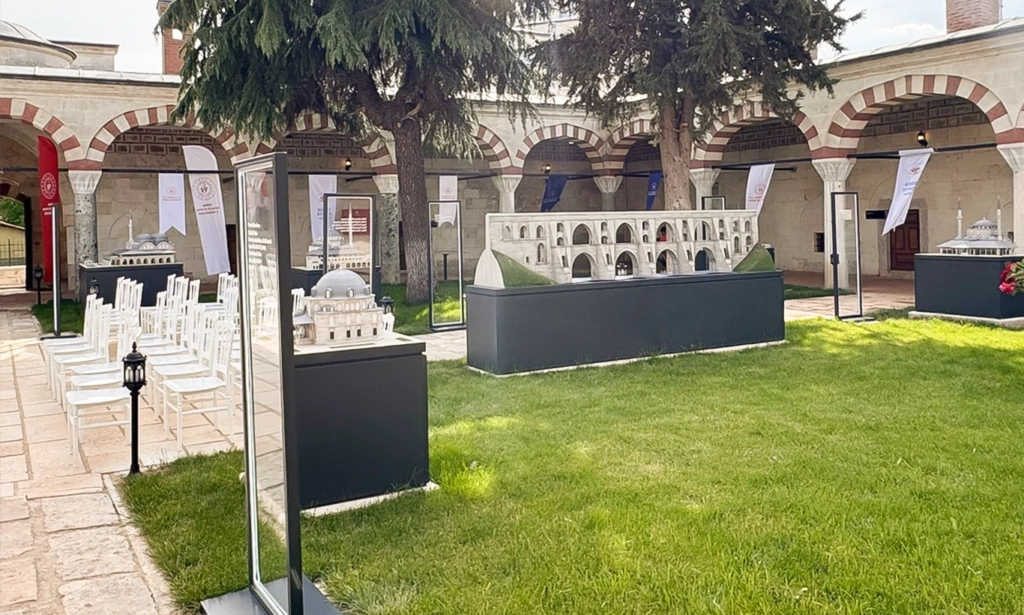 Revaklı avlunun bugünkü hali