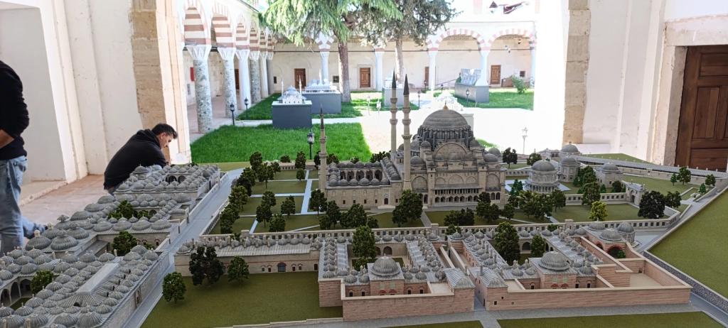 Süleymaniye Külliyesi maketi kurulumu